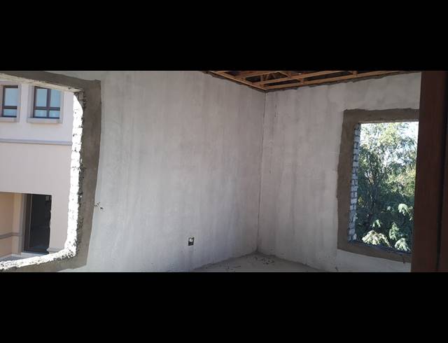 3 BEDROOM FREESTANDING FOR SALE IN CASHAN